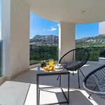 Cvita Is A Modern 5-bedroom With A Jacuzzi, A Gym And Finnish Sauna, A Heated Pool, And Amazing Views *