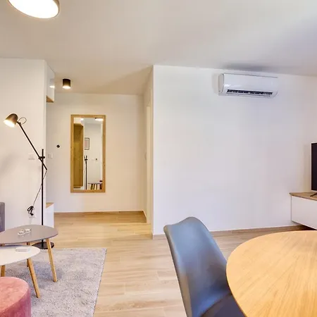 Cvita Is A Modern 5-bedroom With A Jacuzzi, A Gym And Finnish Sauna, A Heated Pool, And Amazing Views *